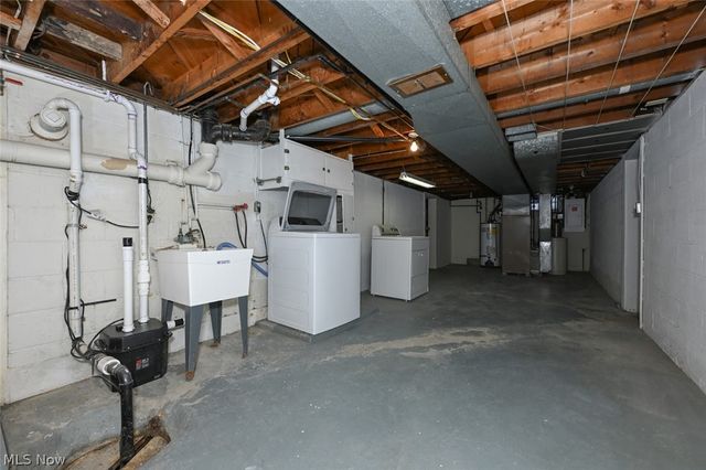 5838 Harter Home Drive, Akron, OH 44319