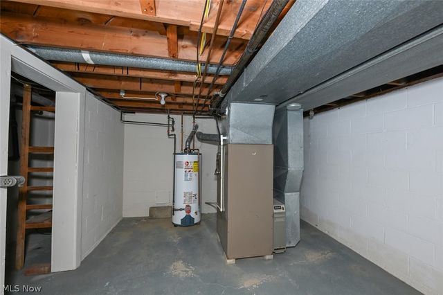 5838 Harter Home Drive, Akron, OH 44319