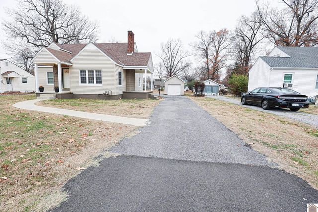 2605 Adams Street, Paducah, KY 42003