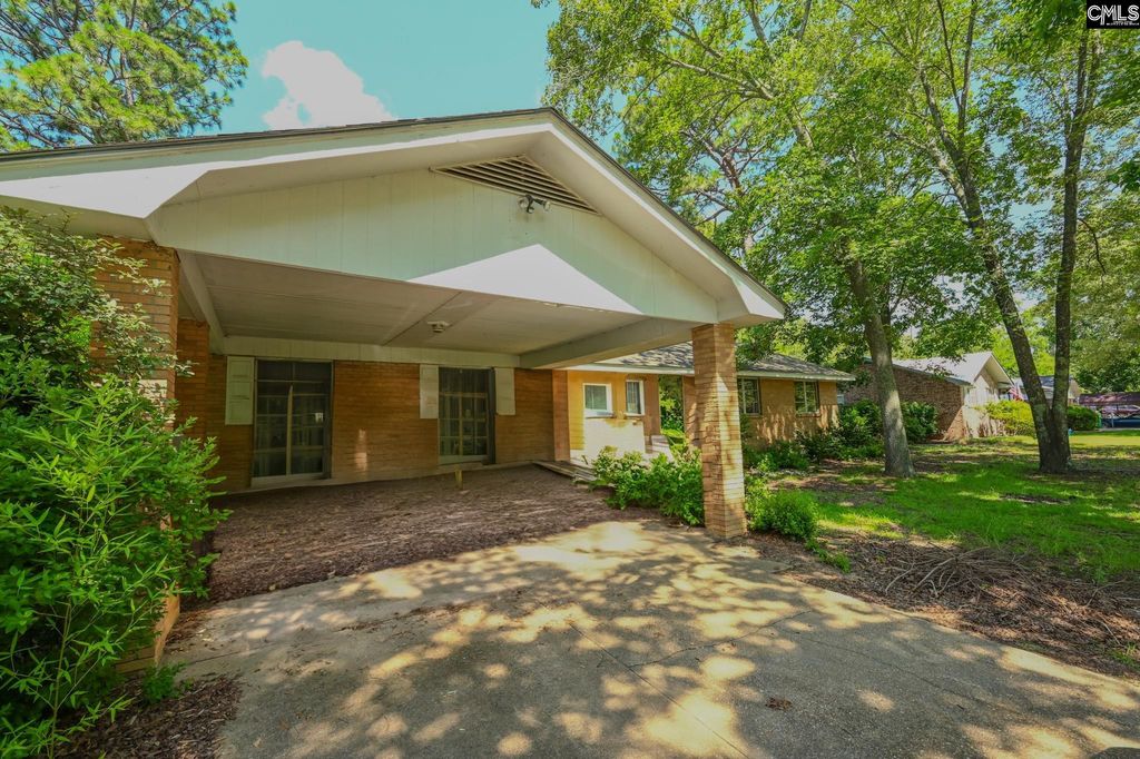 1206 Furman Drive, Sumter, SC 29154