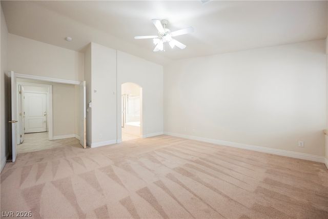 2467 Vegas Vic Street, Henderson, NV 89002