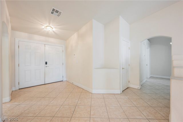 2467 Vegas Vic Street, Henderson, NV 89002