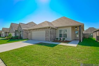 40215 Maddie Dr, Prairieville, LA 70769