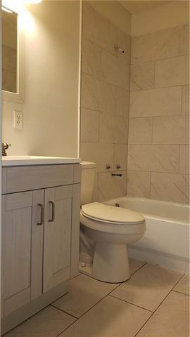 2416 Lost River Road, Mobile, AL 36605