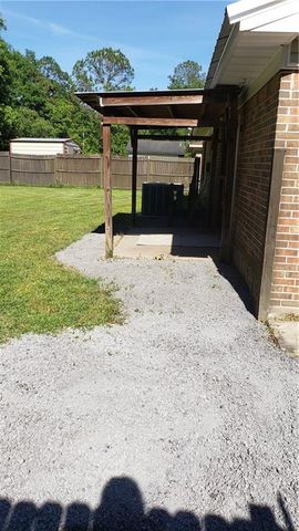 2416 Lost River Road, Mobile, AL 36605