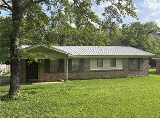 2416 Lost River Road, Mobile, AL 36605