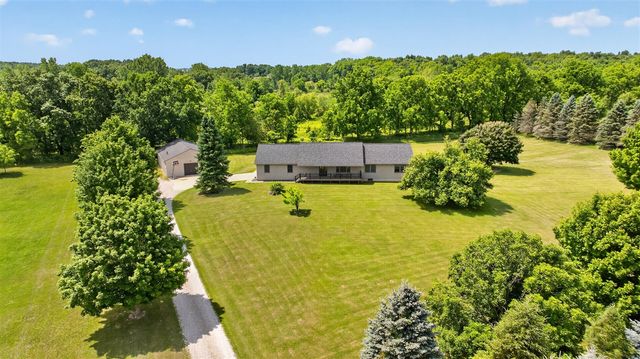 18167 W Austin Road, Manchester, MI 48158
