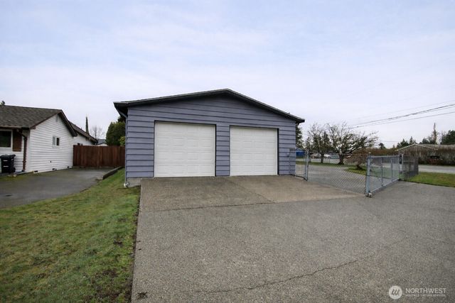 18701 3rd Avenue S, Burien, WA 98148