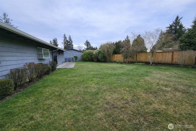 18701 3rd Avenue S, Burien, WA 98148
