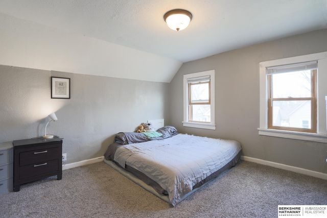 4323 Grant Street, Omaha, NE 68111