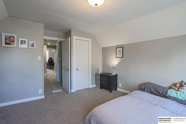 4323 Grant Street, Omaha, NE 68111