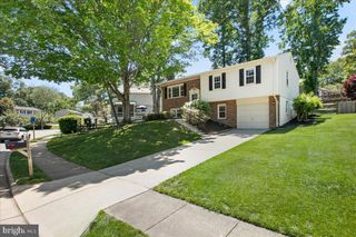 12005 WILLOWOOD DR, Woodbridge, VA 22192