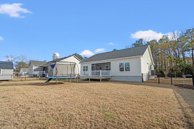 380 Rose Ave., Georgetown, SC 29440