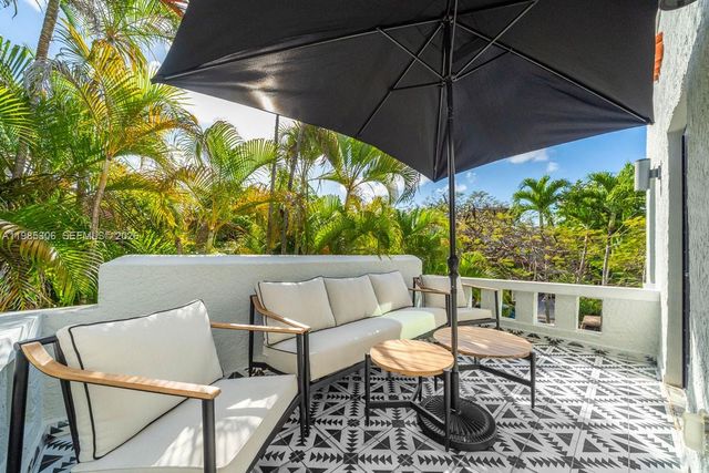 151 NE 43rd St, Miami, FL 33137