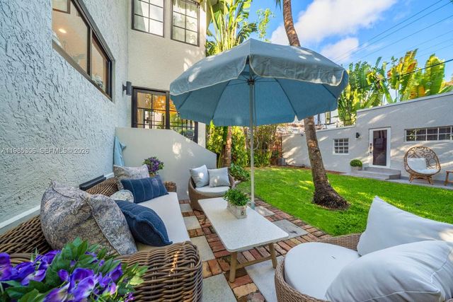 151 NE 43rd St, Miami, FL 33137