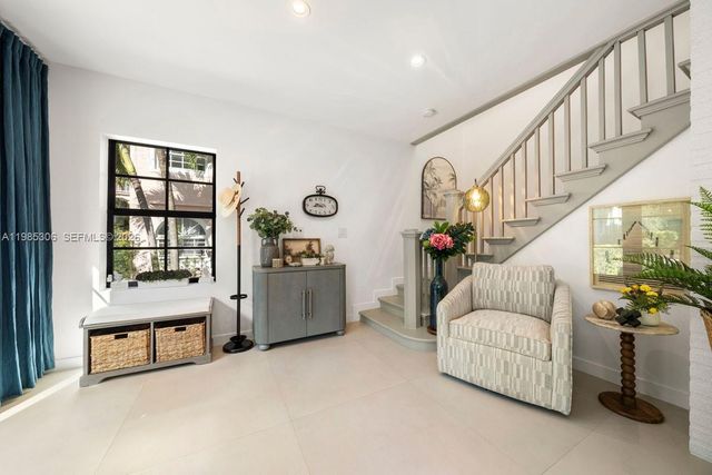 151 NE 43rd St, Miami, FL 33137