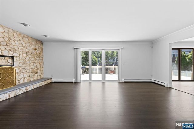 275 Alfred Avenue, Englewood Cliffs, NJ 07632