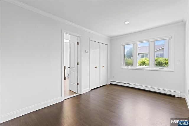 275 Alfred Avenue, Englewood Cliffs, NJ 07632