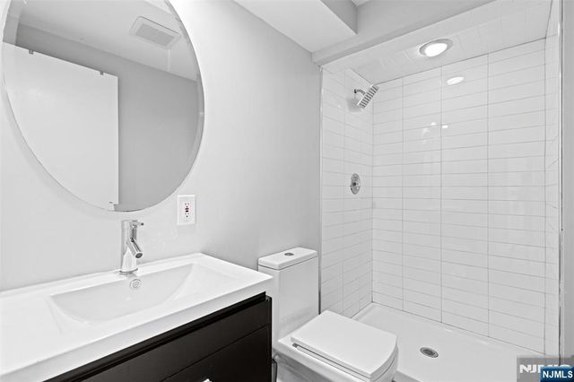 275 Alfred Avenue, Englewood Cliffs, NJ 07632