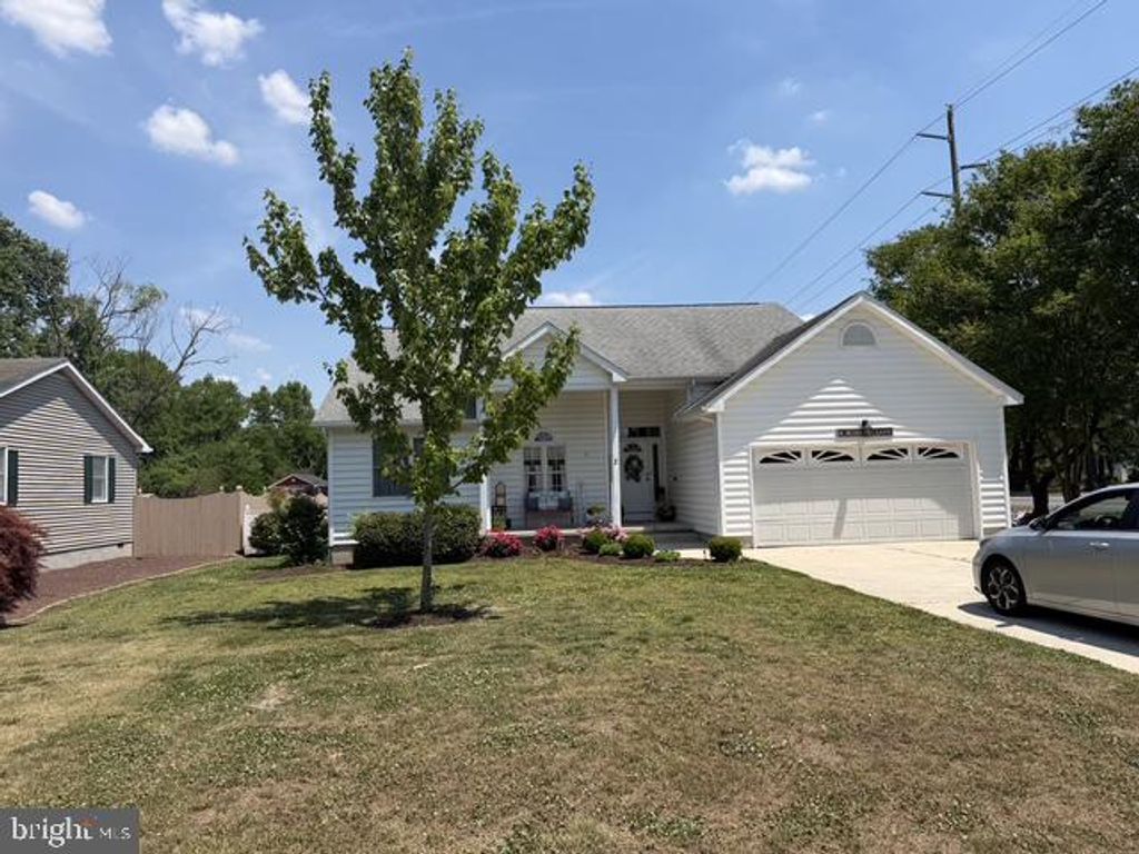 2 MURRAYS LN, Georgetown, DE 19947