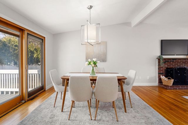 142 Mill St, Natick, MA 01760