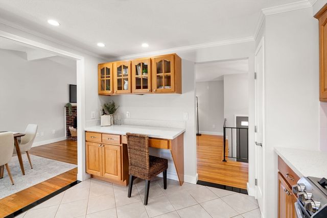 142 Mill St, Natick, MA 01760