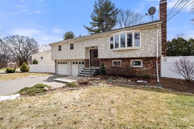 142 Mill St, Natick, MA 01760