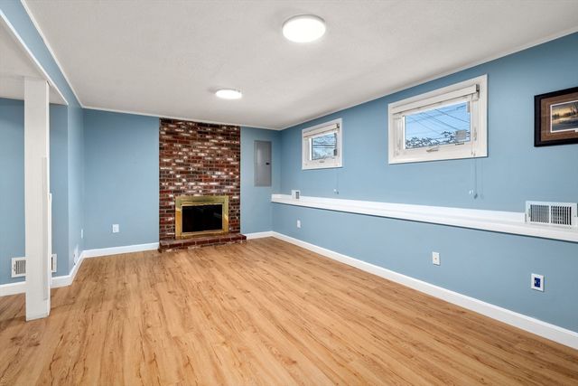 142 Mill St, Natick, MA 01760