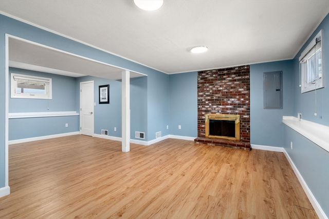 142 Mill St, Natick, MA 01760