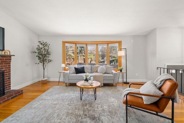 142 Mill St, Natick, MA 01760