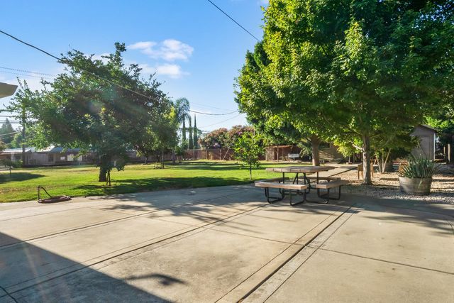 910 Marcia Ave, Yuba City, CA 95991