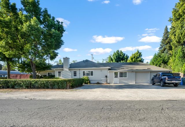 910 Marcia Ave, Yuba City, CA 95991