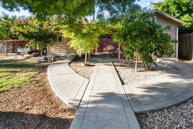 910 Marcia Ave, Yuba City, CA 95991