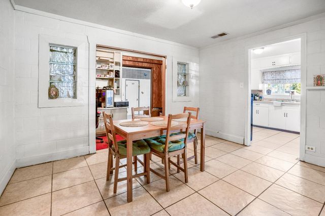 910 Marcia Ave, Yuba City, CA 95991