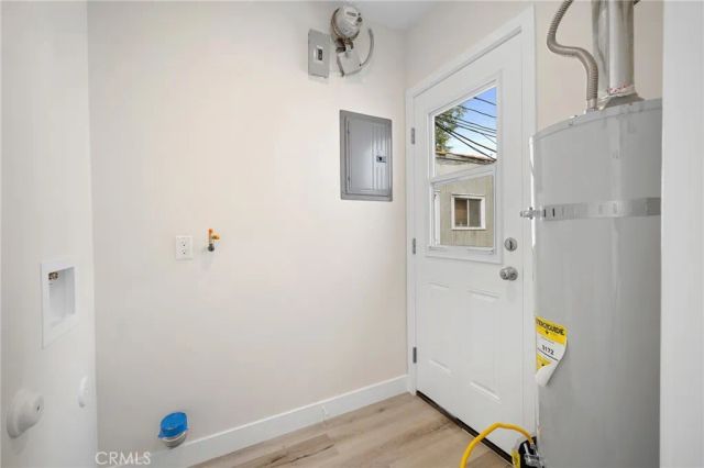 417 Riverdale Drive 417B, Glendale, CA 91204