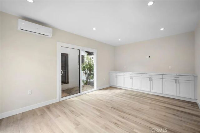 417 Riverdale Drive 417B, Glendale, CA 91204