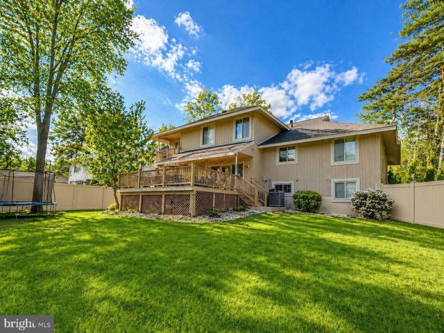 13 ROLLINGWOOD DR, Voorhees, NJ 08043