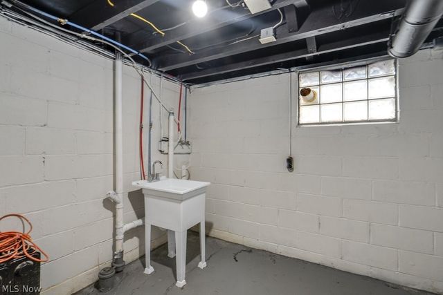 821 Cree Avenue, Akron, OH 44305
