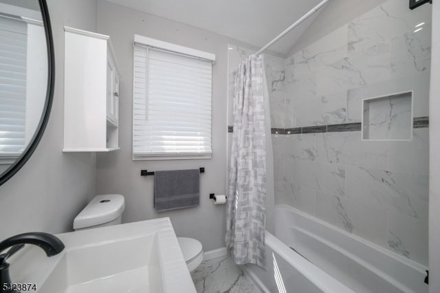 827 Lincoln Ave, Manville Boro, NJ 08835