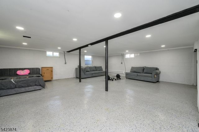 827 Lincoln Ave, Manville Boro, NJ 08835