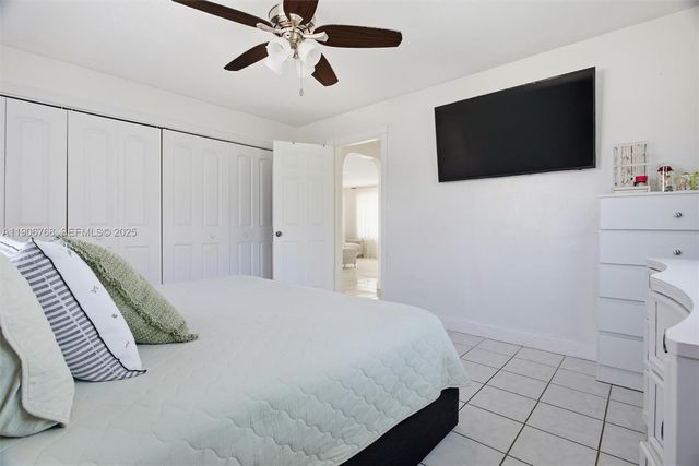 7511 Taylor Street, Hollywood, FL 33024