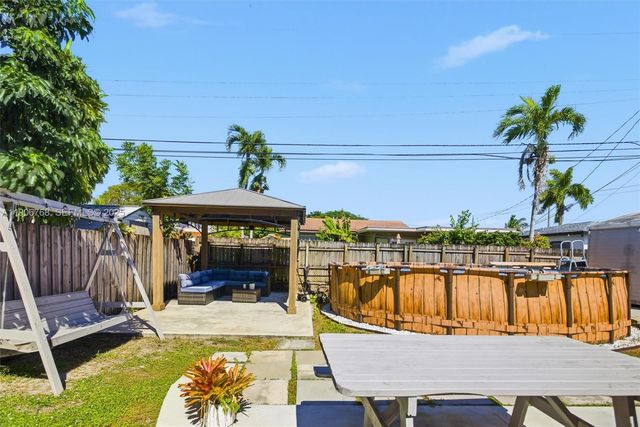 7511 Taylor Street, Hollywood, FL 33024