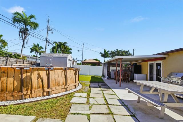 7511 Taylor Street, Hollywood, FL 33024