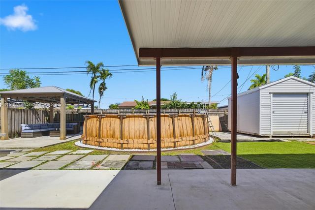 7511 Taylor Street, Hollywood, FL 33024
