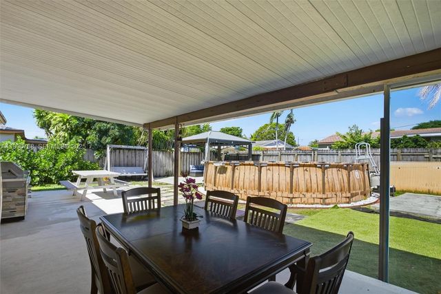 7511 Taylor Street, Hollywood, FL 33024