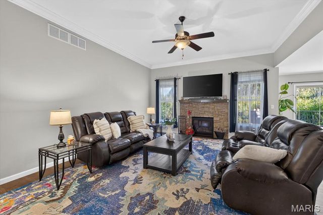7986 Matterhorn Canyon Road, Caseyville, IL 62232