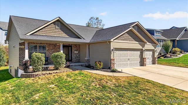 7986 Matterhorn Canyon Road, Caseyville, IL 62232