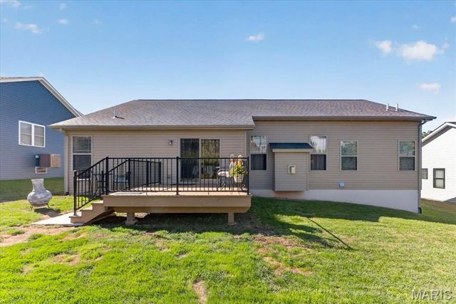 7986 Matterhorn Canyon Road, Caseyville, IL 62232