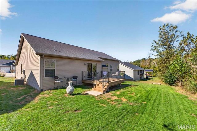 7986 Matterhorn Canyon Road, Caseyville, IL 62232