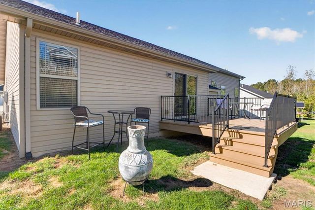7986 Matterhorn Canyon Road, Caseyville, IL 62232